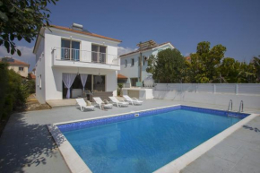 Picture Renting Your 5 Star Beachfront Villa, Larnaca Villa 1395